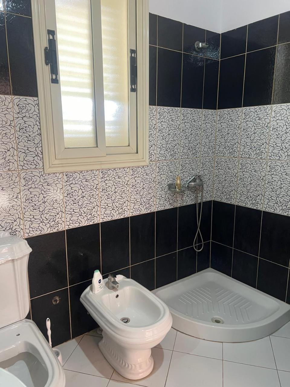 Nori House Hotel Vlorë Екстериор снимка